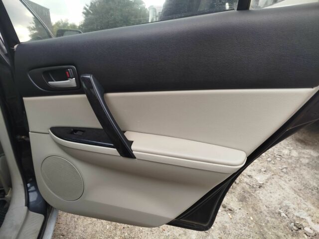 Чорний Мазда 6, об'ємом двигуна 2 л та пробігом 236 тис. км за 4700 $, фото 6 на Automoto.ua