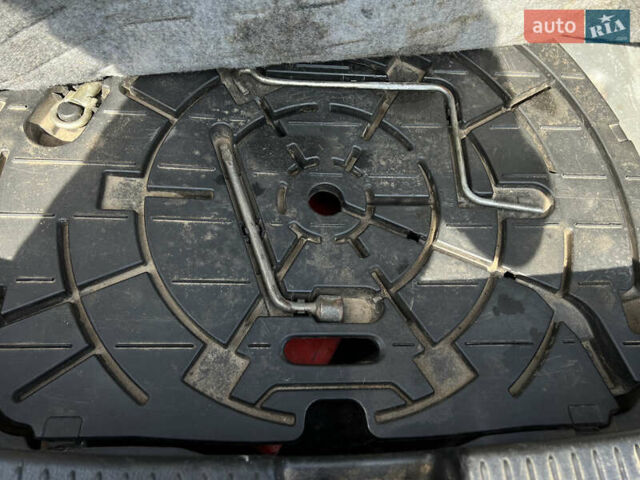 Чорний Мазда 6, об'ємом двигуна 1.8 л та пробігом 308 тис. км за 4599 $, фото 38 на Automoto.ua