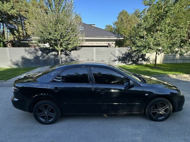 Черный Мазда 6, объемом двигателя 2 л и пробегом 275 тыс. км за 5200 $, фото 2 на Automoto.ua