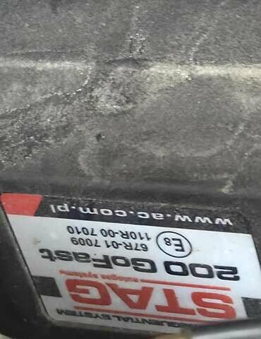 Черный Мазда 6, объемом двигателя 2 л и пробегом 266 тыс. км за 5200 $, фото 10 на Automoto.ua