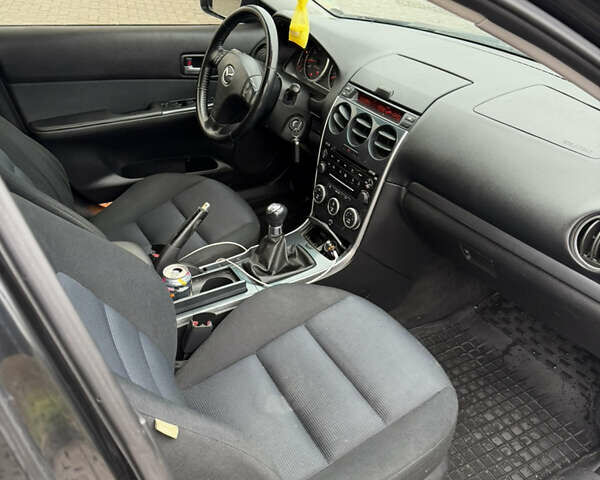 Черный Мазда 6, объемом двигателя 2 л и пробегом 213 тыс. км за 4300 $, фото 8 на Automoto.ua