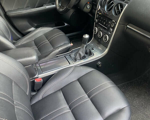 Чорний Мазда 6, об'ємом двигуна 2 л та пробігом 329 тис. км за 4400 $, фото 15 на Automoto.ua