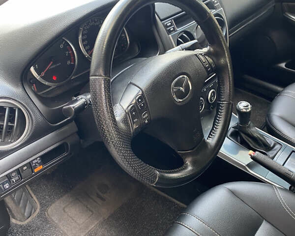 Чорний Мазда 6, об'ємом двигуна 2 л та пробігом 329 тис. км за 4400 $, фото 11 на Automoto.ua