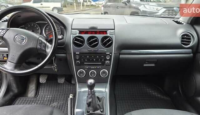 Черный Мазда 6, объемом двигателя 2 л и пробегом 266 тыс. км за 5200 $, фото 14 на Automoto.ua