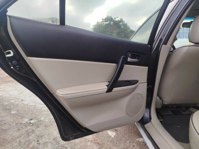 Чорний Мазда 6, об'ємом двигуна 2 л та пробігом 236 тис. км за 4700 $, фото 7 на Automoto.ua