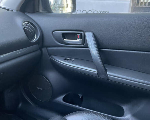 Черный Мазда 6, объемом двигателя 2.3 л и пробегом 269 тыс. км за 5300 $, фото 10 на Automoto.ua