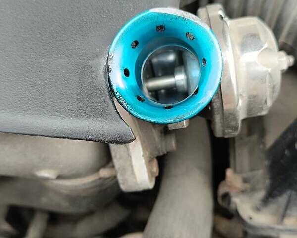Мазда 6 2007 у Житомирі на Automoto.ua Чорний Мазда 6, об'ємом двигуна 2.26 л та пробігом 133 тис. км за 5500 $, фото 9 на Automoto.ua