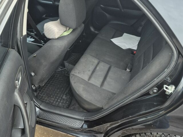 Чорний Мазда 6, об'ємом двигуна 1.8 л та пробігом 306 тис. км за 4200 $, фото 4 на Automoto.ua