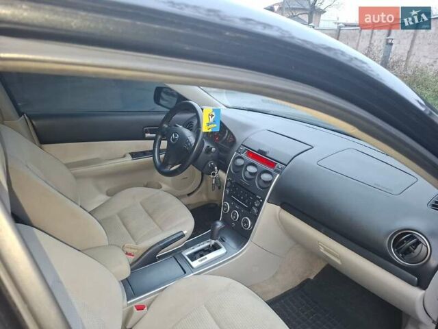 Чорний Мазда 6, об'ємом двигуна 2 л та пробігом 335 тис. км за 4650 $, фото 3 на Automoto.ua