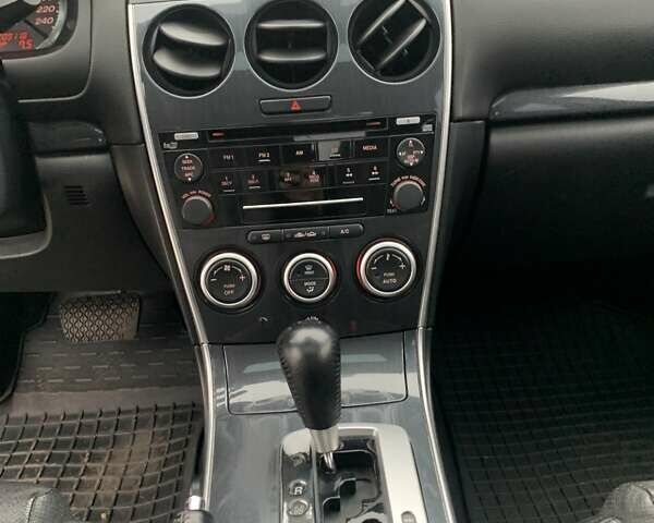 Черный Мазда 6, объемом двигателя 2 л и пробегом 209 тыс. км за 5550 $, фото 23 на Automoto.ua