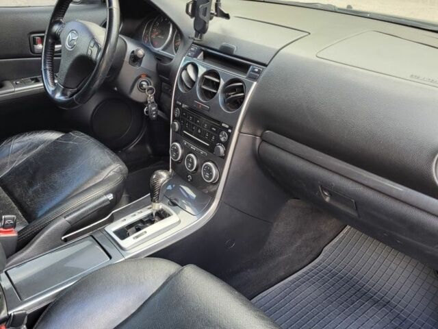 Черный Мазда 6, объемом двигателя 2 л и пробегом 273 тыс. км за 5000 $, фото 11 на Automoto.ua