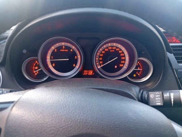Черный Мазда 6, объемом двигателя 2 л и пробегом 280 тыс. км за 6100 $, фото 14 на Automoto.ua