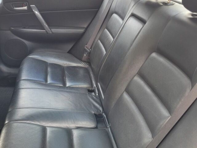 Черный Мазда 6, объемом двигателя 2 л и пробегом 273 тыс. км за 5000 $, фото 10 на Automoto.ua