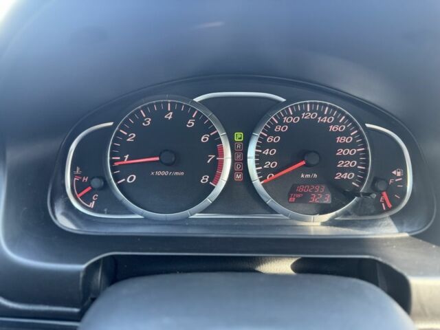 Черный Мазда 6, объемом двигателя 2 л и пробегом 180 тыс. км за 4500 $, фото 4 на Automoto.ua