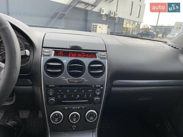 Чорний Мазда 6, об'ємом двигуна 1.8 л та пробігом 231 тис. км за 3600 $, фото 28 на Automoto.ua