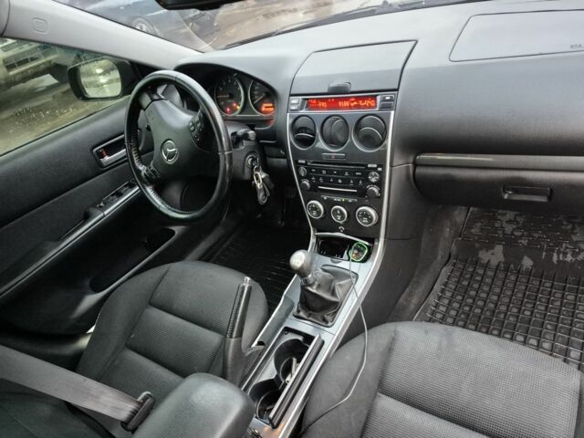 Чорний Мазда 6, об'ємом двигуна 1.8 л та пробігом 306 тис. км за 4200 $, фото 5 на Automoto.ua