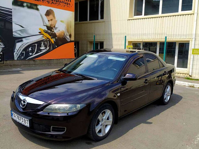 Черный Мазда 6, объемом двигателя 2 л и пробегом 235 тыс. км за 5350 $, фото 4 на Automoto.ua