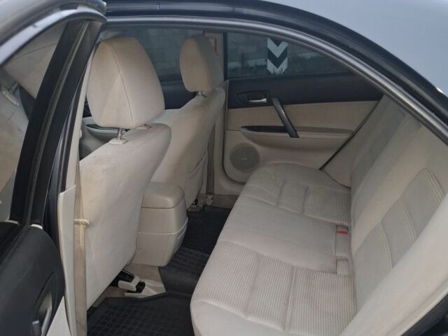 Черный Мазда 6, объемом двигателя 2 л и пробегом 335 тыс. км за 4650 $, фото 4 на Automoto.ua