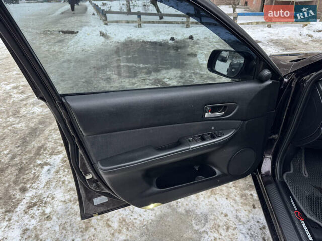 Чорний Мазда 6, об'ємом двигуна 2 л та пробігом 255 тис. км за 5200 $, фото 17 на Automoto.ua