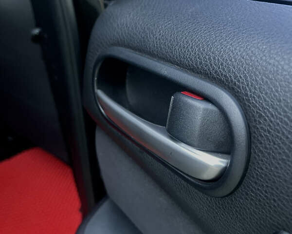 Чорний Мазда 6, об'ємом двигуна 2 л та пробігом 205 тис. км за 7900 $, фото 10 на Automoto.ua