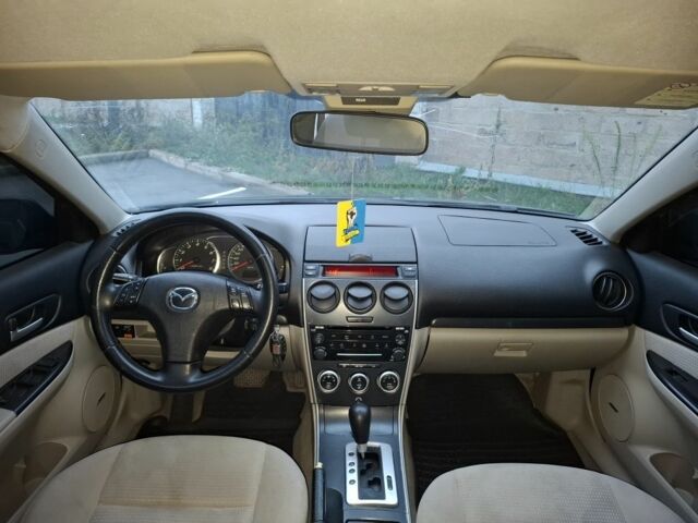 Черный Мазда 6, объемом двигателя 2 л и пробегом 335 тыс. км за 4650 $, фото 2 на Automoto.ua