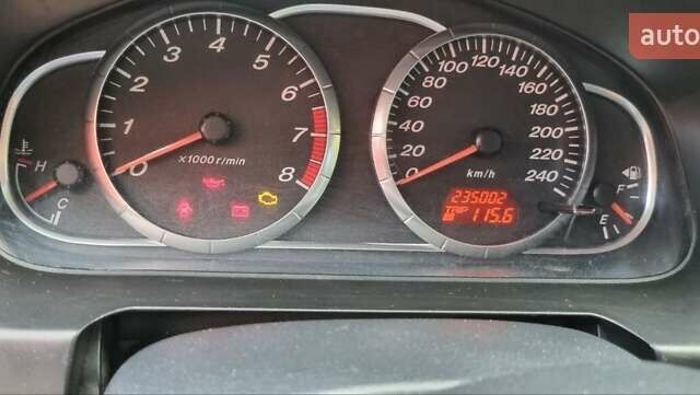 Черный Мазда 6, объемом двигателя 2 л и пробегом 235 тыс. км за 5100 $, фото 2 на Automoto.ua