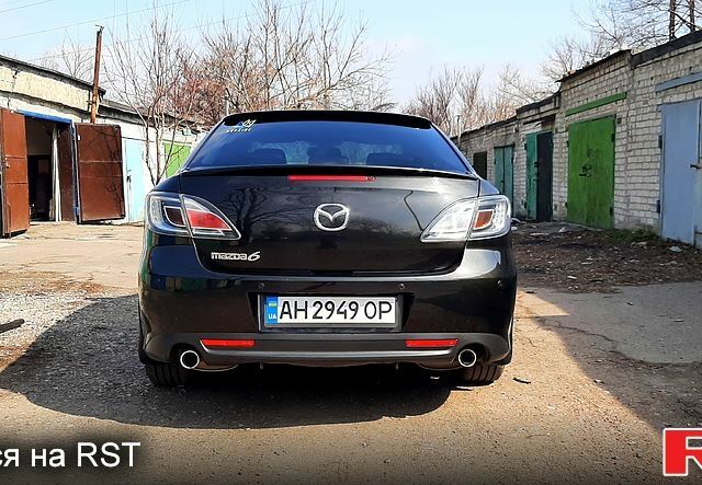 Черный Мазда 6, объемом двигателя 2.5 л и пробегом 194 тыс. км за 8500 $, фото 5 на Automoto.ua