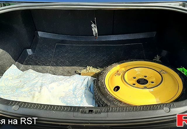 Черный Мазда 6, объемом двигателя 2.5 л и пробегом 194 тыс. км за 8500 $, фото 12 на Automoto.ua