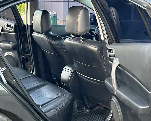 Черный Мазда 6, объемом двигателя 2 л и пробегом 246 тыс. км за 5700 $, фото 18 на Automoto.ua