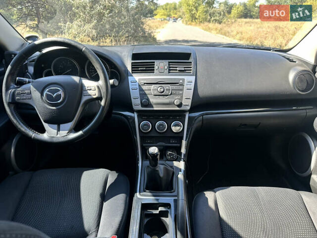 Чорний Мазда 6, об'ємом двигуна 1.8 л та пробігом 237 тис. км за 6999 $, фото 6 на Automoto.ua