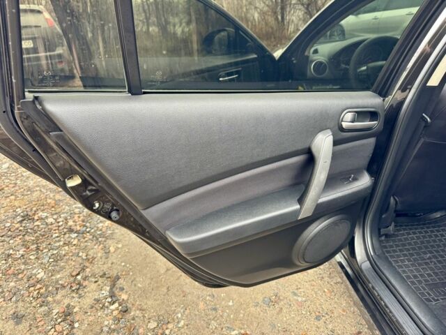 Чорний Мазда 6, об'ємом двигуна 2 л та пробігом 264 тис. км за 6990 $, фото 17 на Automoto.ua
