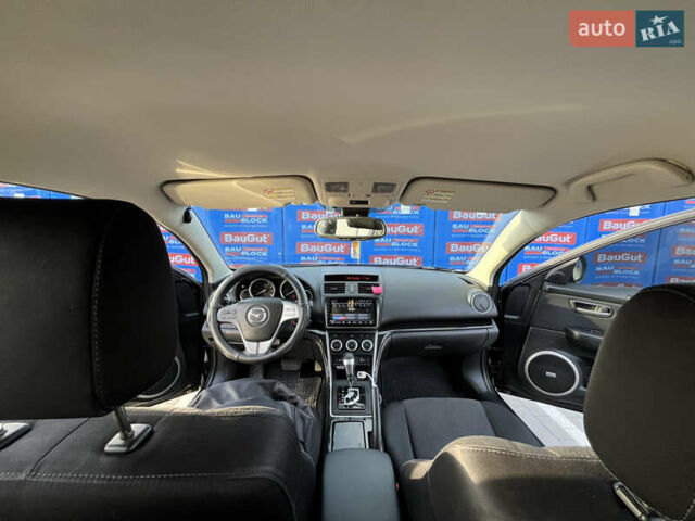 Черный Мазда 6, объемом двигателя 2 л и пробегом 266 тыс. км за 7300 $, фото 7 на Automoto.ua