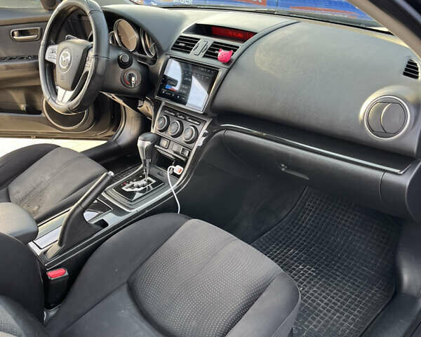 Черный Мазда 6, объемом двигателя 2 л и пробегом 266 тыс. км за 7300 $, фото 13 на Automoto.ua
