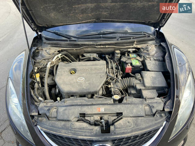Черный Мазда 6, объемом двигателя 2 л и пробегом 180 тыс. км за 7700 $, фото 14 на Automoto.ua
