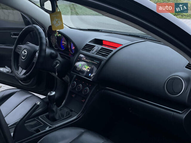 Черный Мазда 6, объемом двигателя 2 л и пробегом 289 тыс. км за 6600 $, фото 31 на Automoto.ua