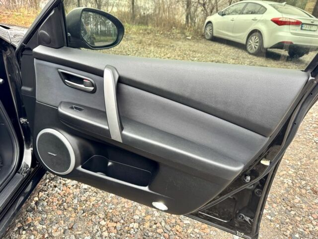 Черный Мазда 6, объемом двигателя 2 л и пробегом 264 тыс. км за 6890 $, фото 22 на Automoto.ua