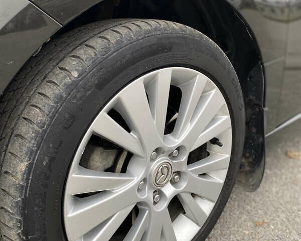 Чорний Мазда 6, об'ємом двигуна 2 л та пробігом 246 тис. км за 10000 $, фото 9 на Automoto.ua