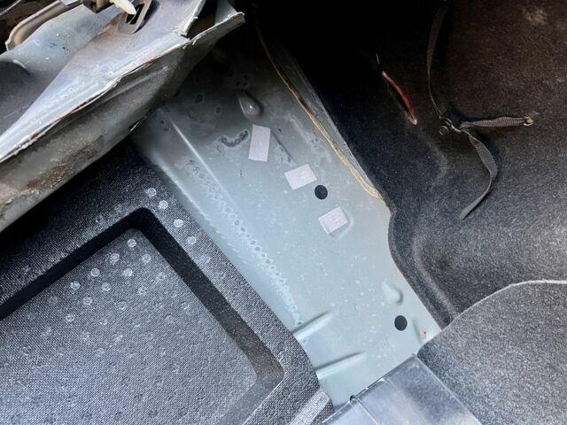 Черный Мазда 6, объемом двигателя 2.4 л и пробегом 234 тыс. км за 3699 $, фото 20 на Automoto.ua