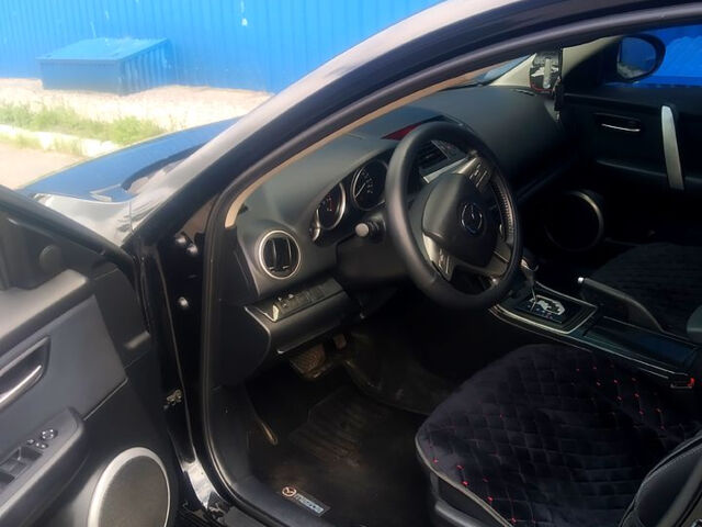 Черный Мазда 6, объемом двигателя 2 л и пробегом 307 тыс. км за 7750 $, фото 3 на Automoto.ua