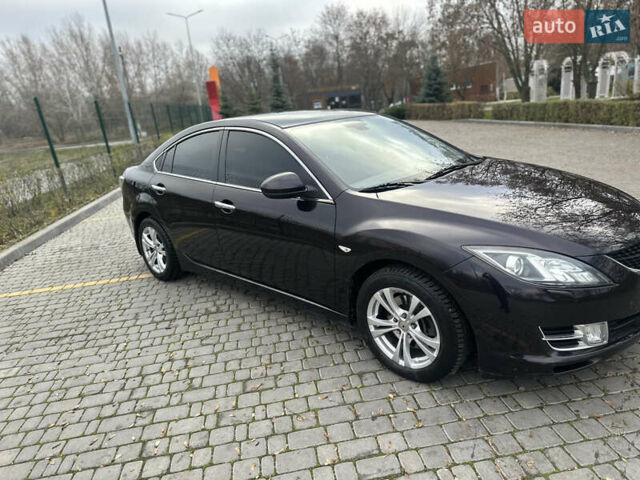 Черный Мазда 6, объемом двигателя 1.8 л и пробегом 238 тыс. км за 6800 $, фото 5 на Automoto.ua