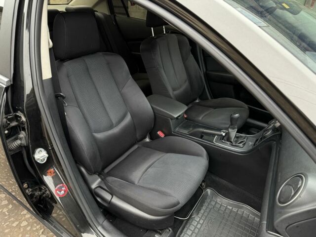 Черный Мазда 6, объемом двигателя 2 л и пробегом 263 тыс. км за 5850 $, фото 20 на Automoto.ua