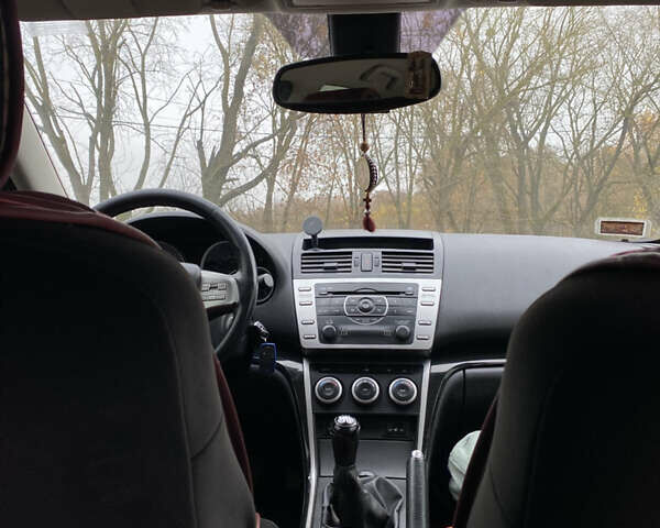 Чорний Мазда 6, об'ємом двигуна 2 л та пробігом 246 тис. км за 10000 $, фото 34 на Automoto.ua