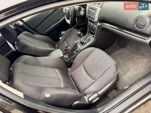 Черный Мазда 6, объемом двигателя 2 л и пробегом 258 тыс. км за 6900 $, фото 8 на Automoto.ua