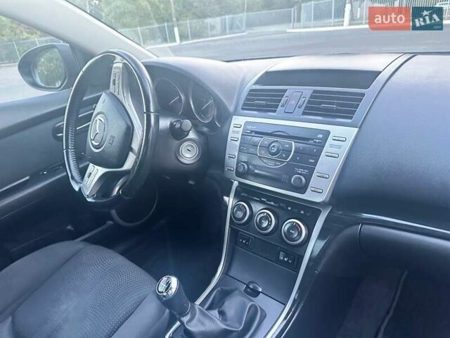 Чорний Мазда 6, об'ємом двигуна 2 л та пробігом 239 тис. км за 6900 $, фото 47 на Automoto.ua