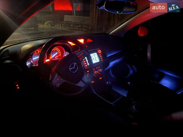 Черный Мазда 6, объемом двигателя 2 л и пробегом 309 тыс. км за 6200 $, фото 27 на Automoto.ua