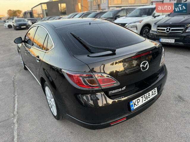 Черный Мазда 6, объемом двигателя 2 л и пробегом 256 тыс. км за 7500 $, фото 4 на Automoto.ua