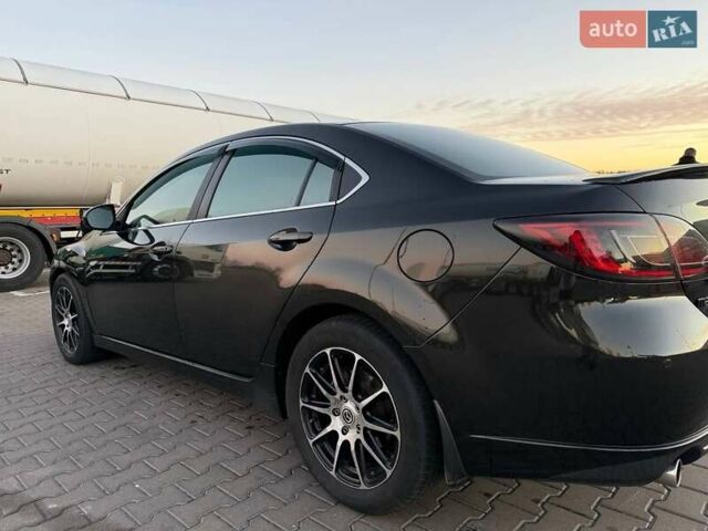 Чорний Мазда 6, об'ємом двигуна 2 л та пробігом 311 тис. км за 7200 $, фото 2 на Automoto.ua
