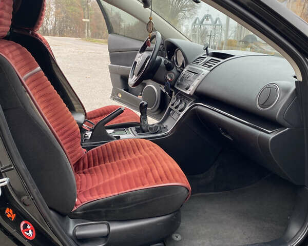 Чорний Мазда 6, об'ємом двигуна 2 л та пробігом 246 тис. км за 10000 $, фото 39 на Automoto.ua