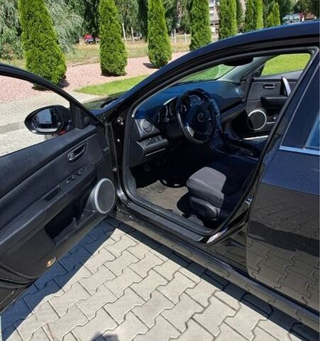 Черный Мазда 6, объемом двигателя 2 л и пробегом 140 тыс. км за 6500 $, фото 5 на Automoto.ua