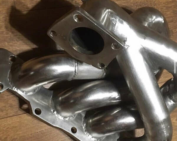 Черный Мазда 6, объемом двигателя 2.3 л и пробегом 190 тыс. км за 8500 $, фото 42 на Automoto.ua